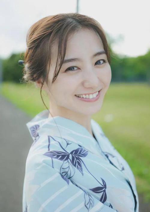 嘴唇直播下载 蛇蝎美人